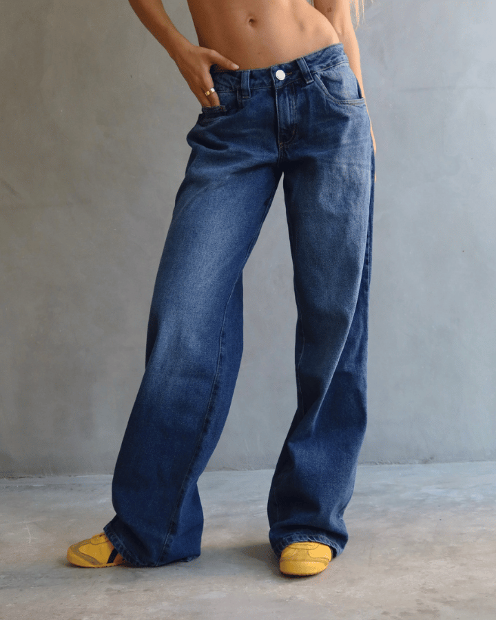 JEAN LOW WIDE FIT TIRO BAJO ANCHO AZUL OSCURO