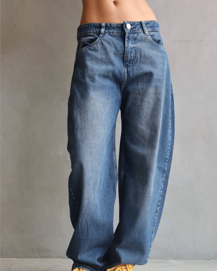 JEAN SCULPTED FIT AZUL OSCURO