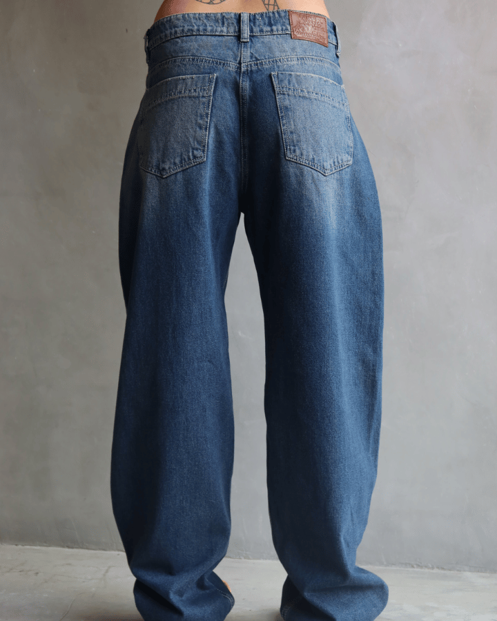 JEAN SCULPTED FIT AZUL OSCURO