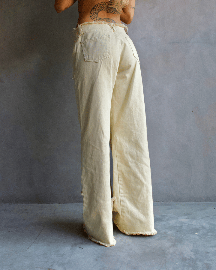 JEAN ANCHO DESTROYED DIRTY WASH VAINILLA BEIGE