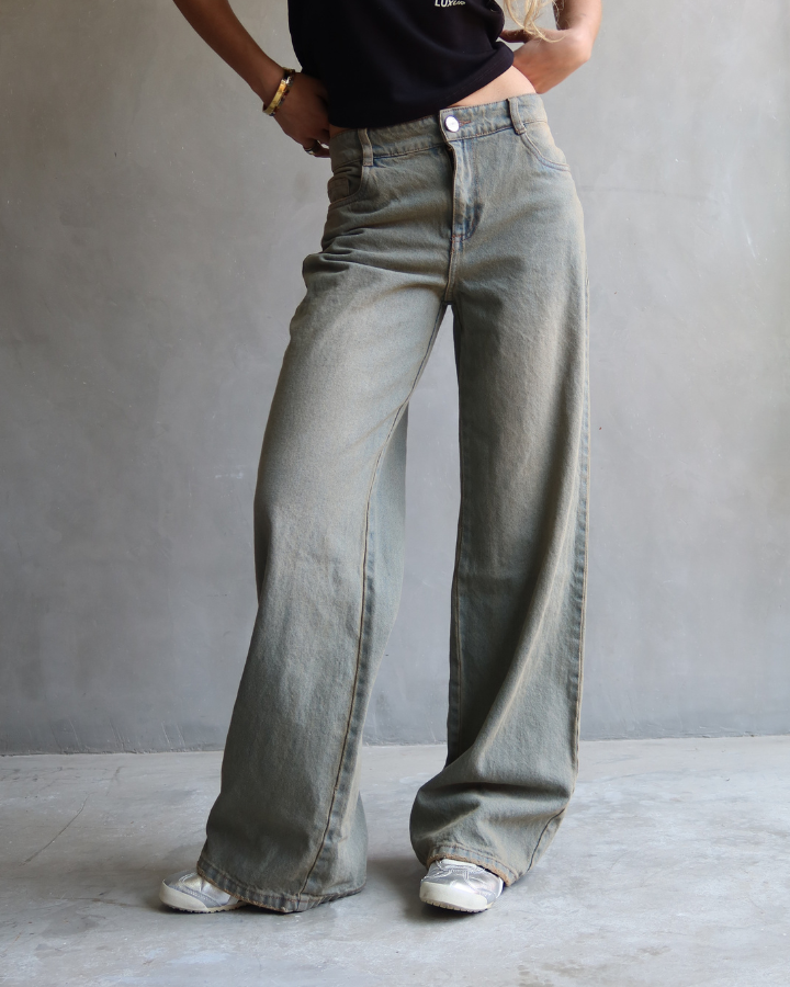 JEAN RECTO ANCHO DIRTY ARENA VERDE