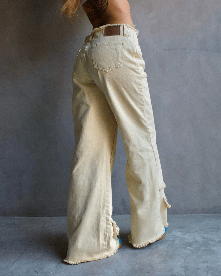 JEAN ANCHO DESTROYED DIRTY WASH VAINILLA BEIGE