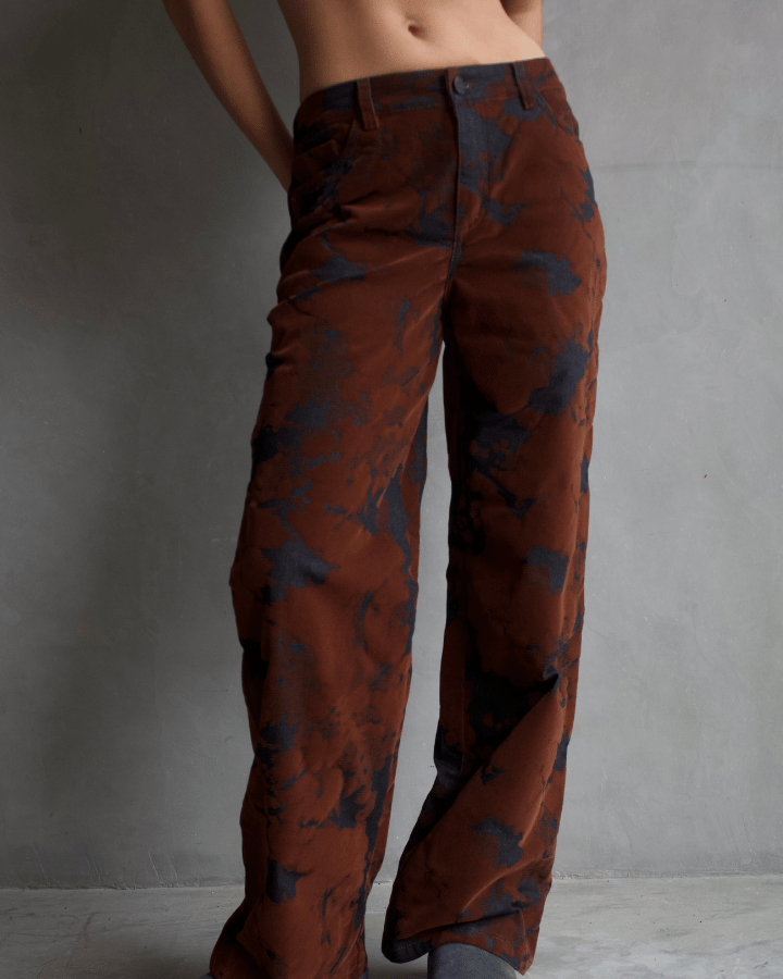 PANTALÓN STRAIGHT EFECTO MARMOLEADO CAFÉ NEGRO