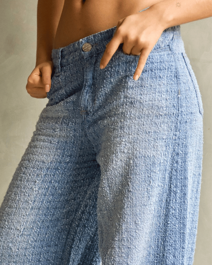 JEAN WIDE LEG FIT ANCHO TEXTURIZADO AZUL
