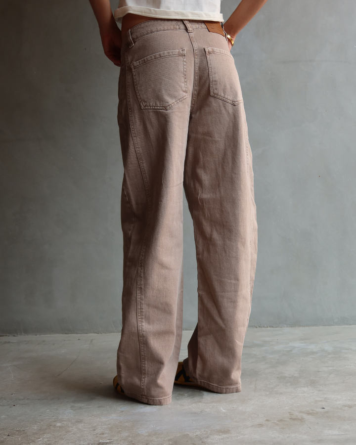 JEAN SCULPTED FIT BEIGE