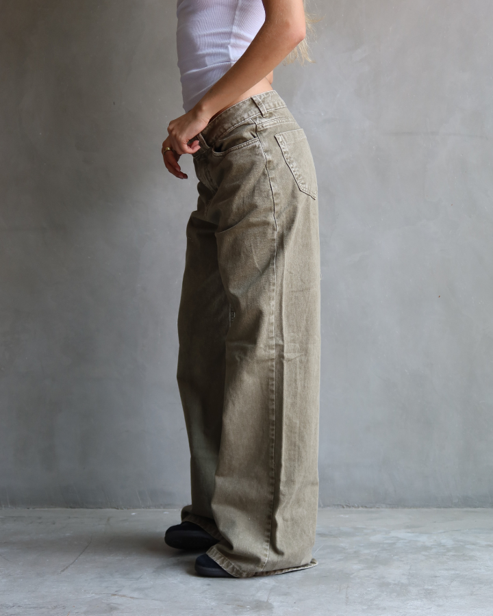 JEAN WIDE LEG FIT WASHED VERDE