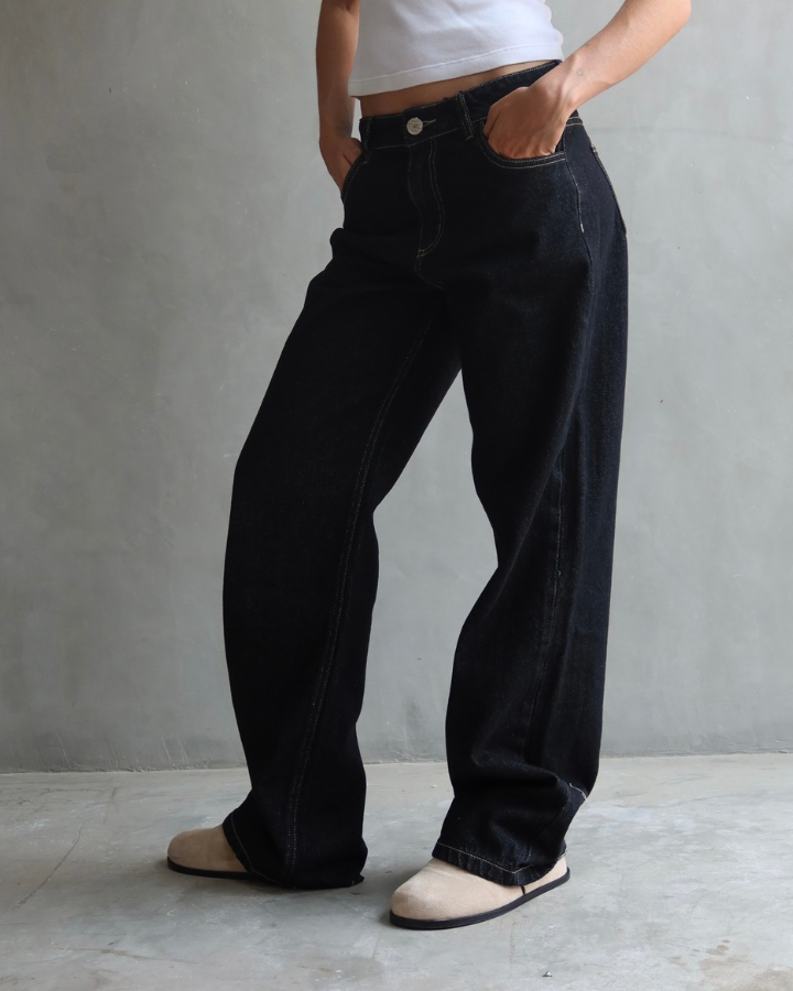 JEAN RELAXED FIT ECRU STITCHING NEGRO