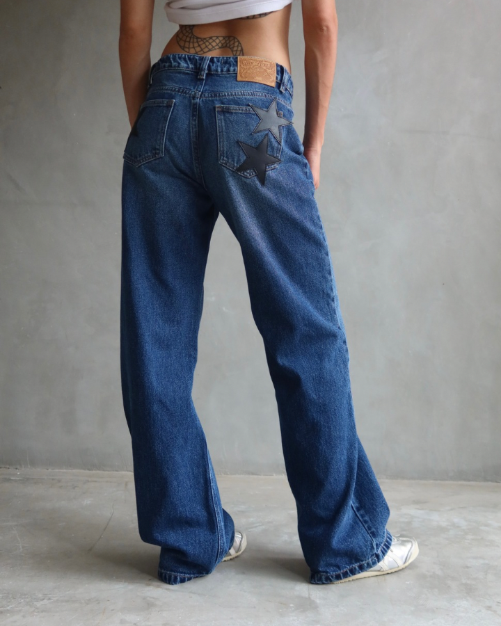 JEAN RELAXED FIT BLACK STARS AZUL OSCURO