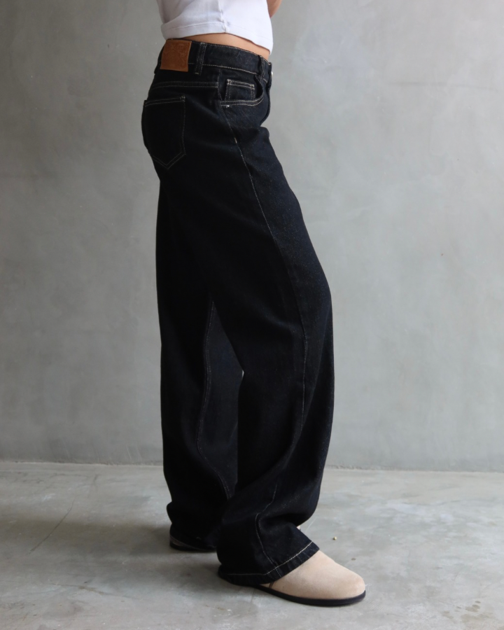 JEAN RELAXED FIT ECRU STITCHING NEGRO