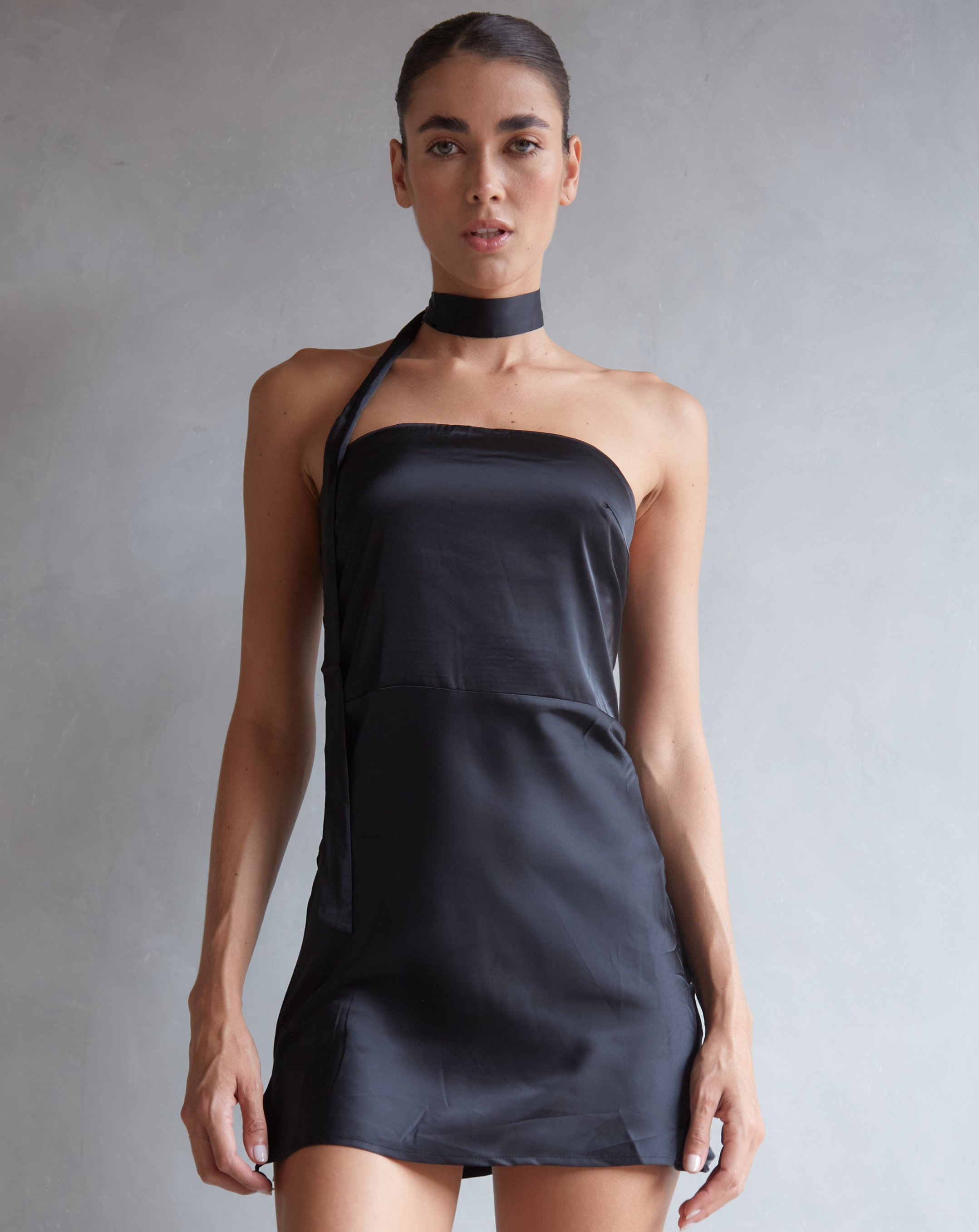 VESTIDO NINETIES STRAPLESS NEGRO