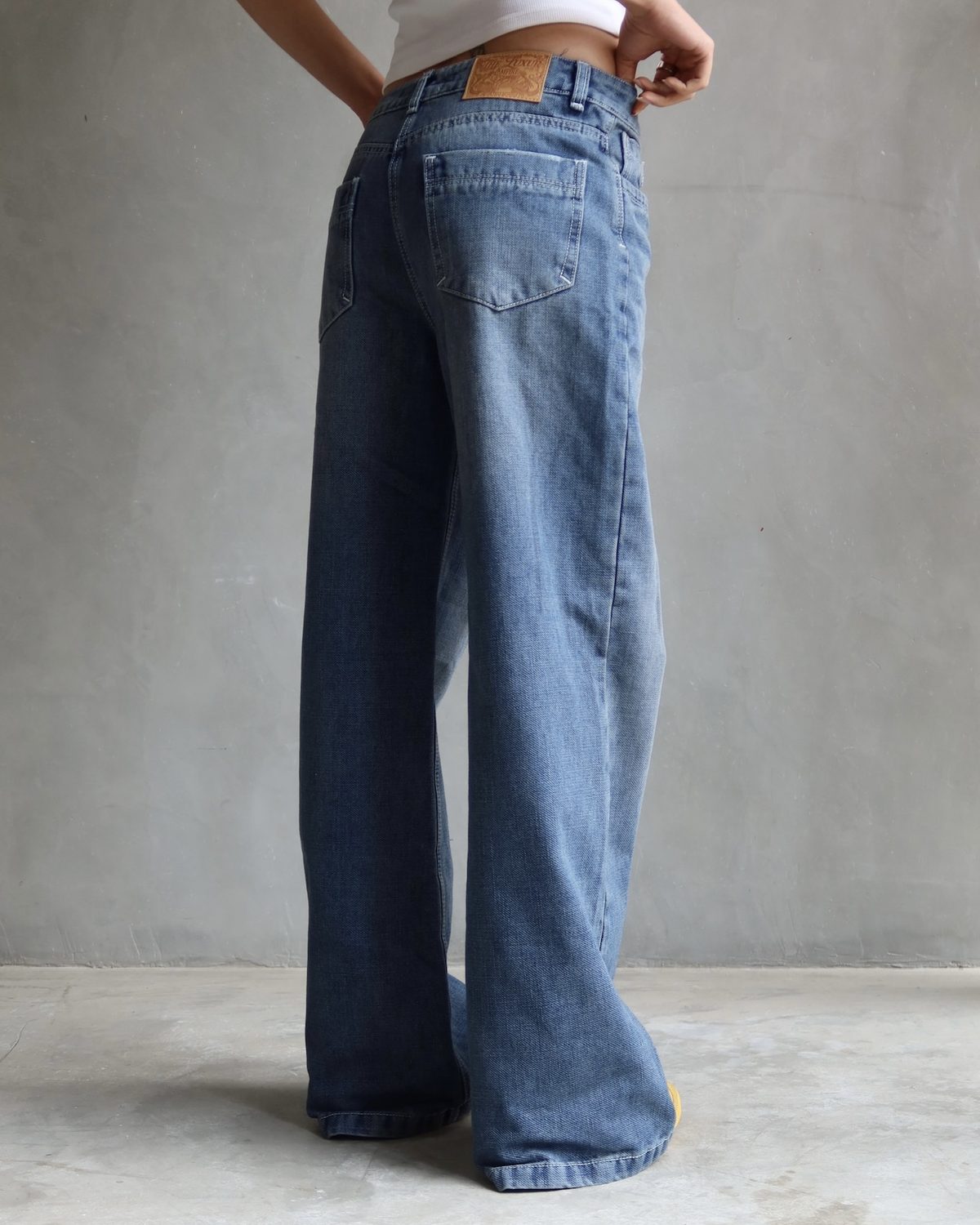 JEAN WIDE LEG FIT AZUL MEDIO WASHED