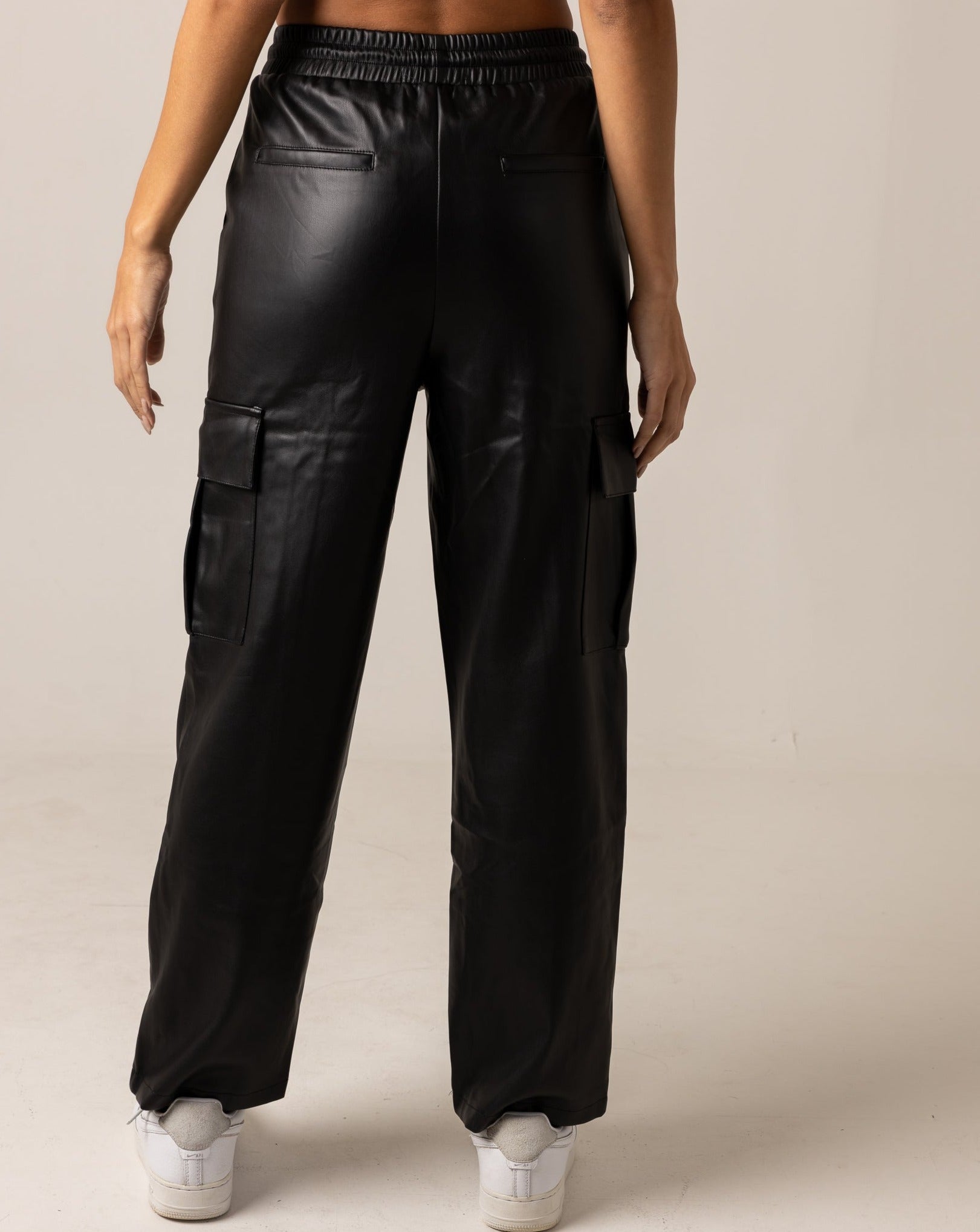 PANTALONES CARGO BROOKE NEGRO